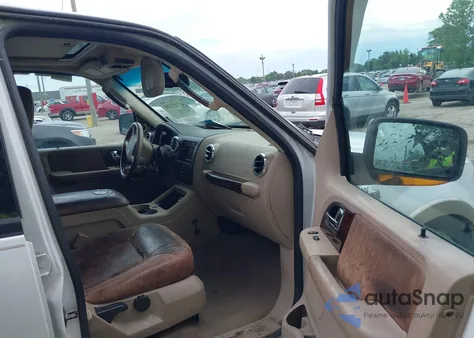 2006 Ford Expedition Eddie Bauer/King Ranch из США, поврежденный, VIN 1FMFU18576LA17112